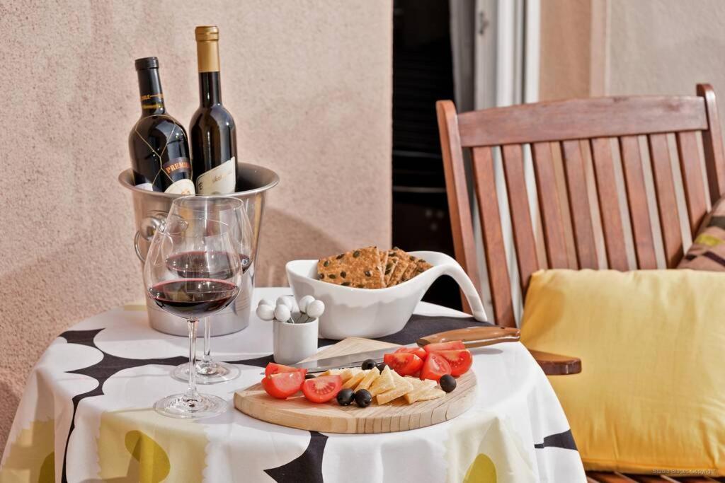 Ensidia Luxury Suite Σπλιτ Εξωτερικό φωτογραφία