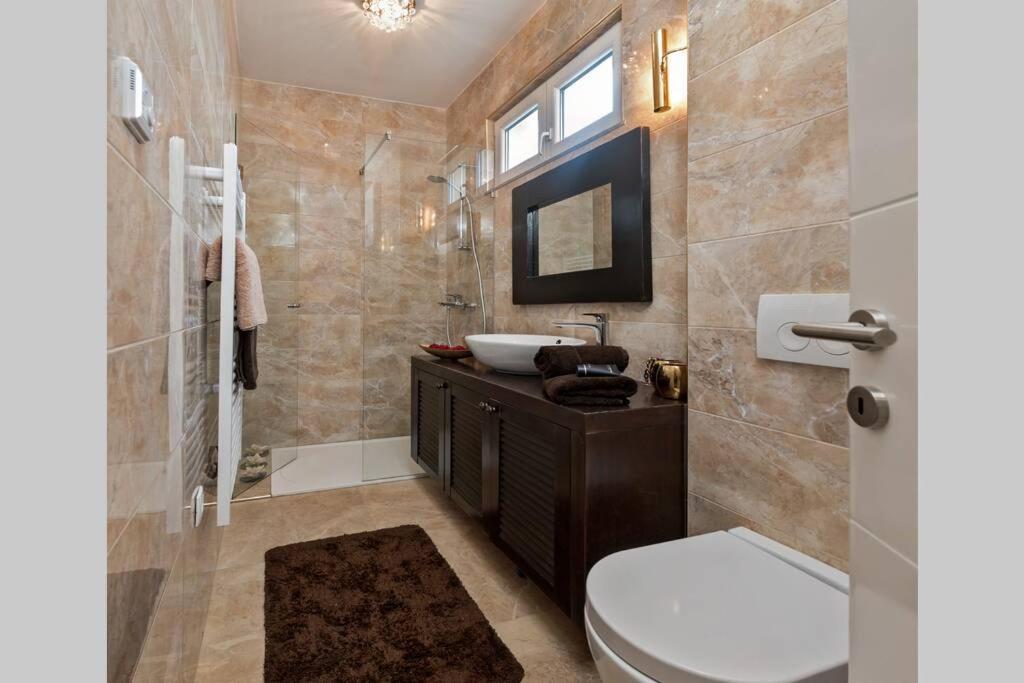 Ensidia Luxury Suite Σπλιτ Εξωτερικό φωτογραφία