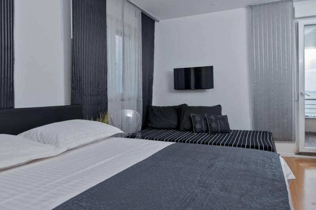 Ensidia Luxury Suite Σπλιτ Εξωτερικό φωτογραφία